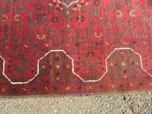 A wonderful (0,79m x 3,4m) traditional Afghan Persian runner carpet in good condition - stunning!