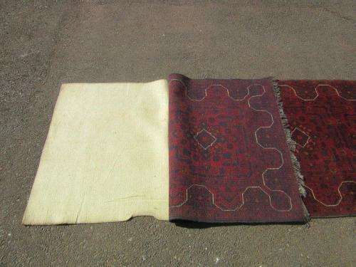 A wonderful (0,79m x 3,4m) traditional Afghan Persian runner carpet in good condition - stunning!