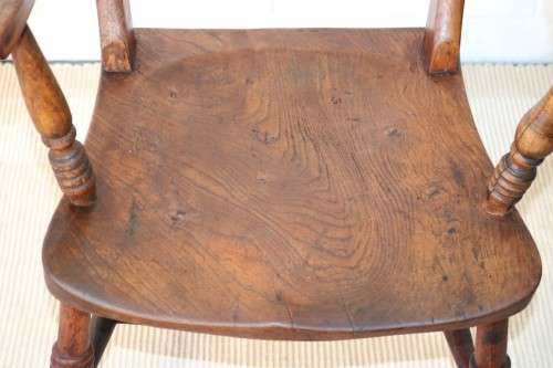 A charming vintage solid carved Oak "Cottage Style" occasional/ dining carver chair - RS17Sale