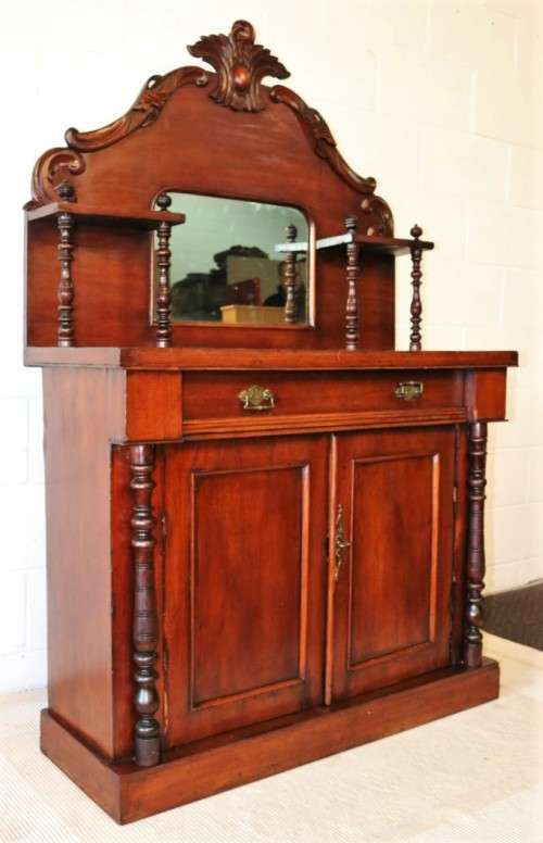 A fantastic carved Victorian (c1880) antique Mahogany chiffonier/ sideboard with turned supports