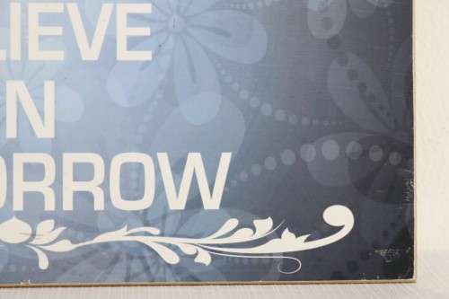 **RS17** An awesome inspirational wall hanging sign with a string on the back in good condition