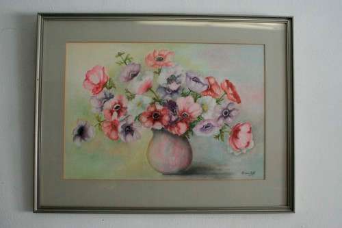 **RS17** A stunning original signed and framed "B Van Zyl" watercolour painting of vibrant flowers