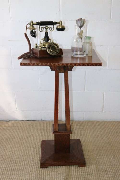 Beautiful vintage Oak table with the most amazing wooden inlays on the side - stunning!!!