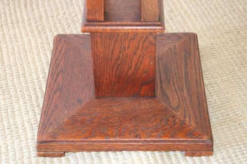 Beautiful vintage Oak table with the most amazing wooden inlays on the side - stunning!!!