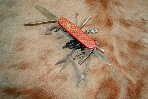 Discounted!! Incredible collectable Victorinox 125 year Special Edition Cybertool Swiss Army knife!