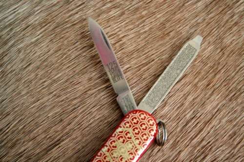 Discounted!! Stunning collectable Victorinox 125 year Special Edition Classic Swiss Army knife