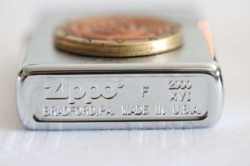 A very scarce "Keeper of the Flame" original Zippo - Collectable Of The Year 2000 - unused in a box!