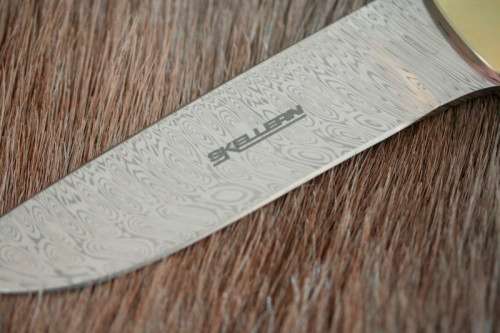 Incredible custom made Mike Skellern Damascus steel & bone handle knife w/ brass embellishments
