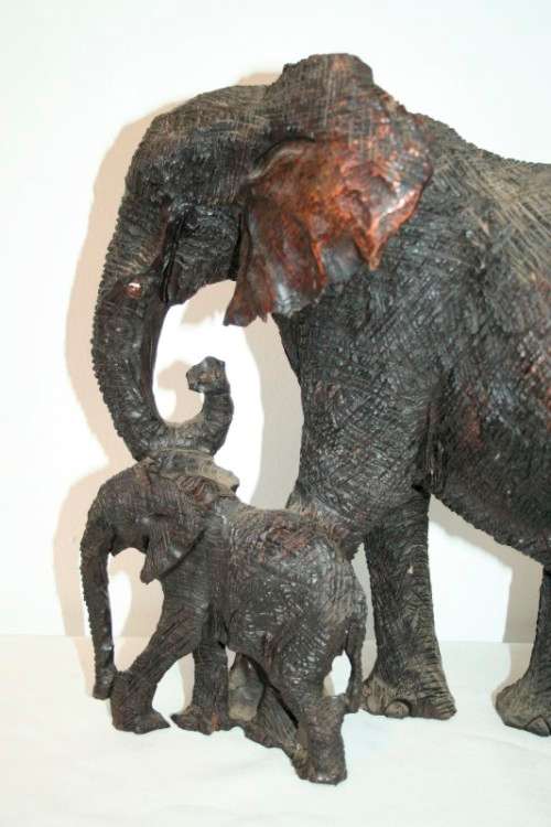 Absolutely stunning and beautifully carved large solid ironwood African elephant w/ her calf carving