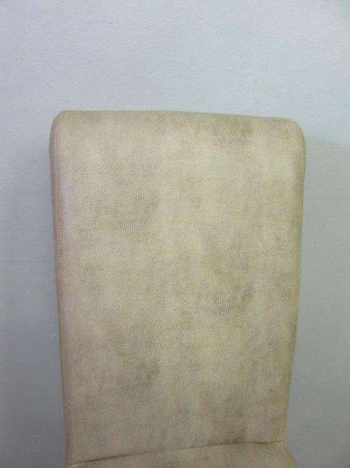 **RS17** A stunning upholstered high-back chair in a quality "coffee" leather feel fabric