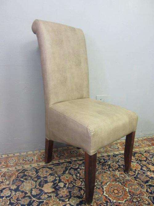 **RS17** A stunning upholstered high-back chair in a quality "coffee" leather feel fabric