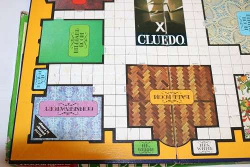 An amazing and rare vintage (1983) "Cluedo" board game - very collectable early edition!