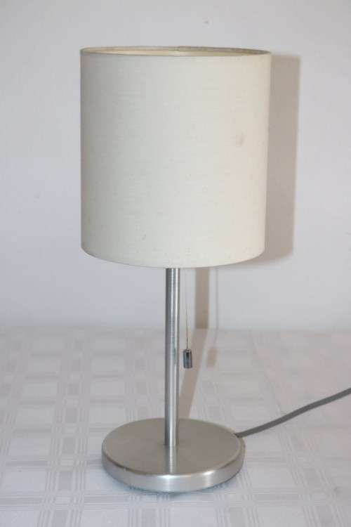 **RS17** A lovely brushed steel desk/ table lamp with a stunning shade in very good condition