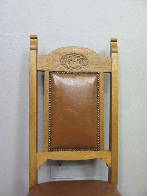 Amazing vintage Oak dining room suite w/ an extendable table & 6 carved chairs on castors - RS17Sale