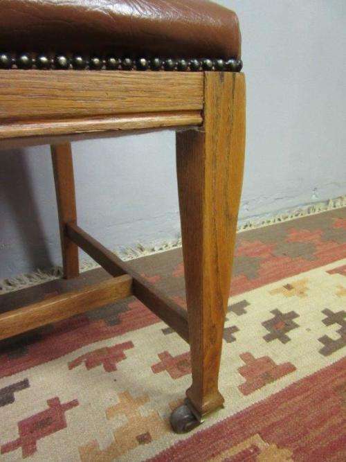 Amazing vintage Oak dining room suite w/ an extendable table & 6 carved chairs on castors - RS17Sale