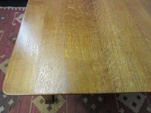 Amazing vintage Oak dining room suite w/ an extendable table & 6 carved chairs on castors - RS17Sale