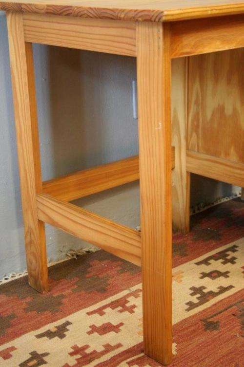 A very charming 3-drawer writing desk and a riempies chair - all in very good condition!! - RS17Sale
