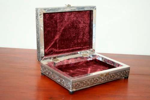 A stunning and exquisitely detailed embossed Indian made silver metal storage/ jewellery box