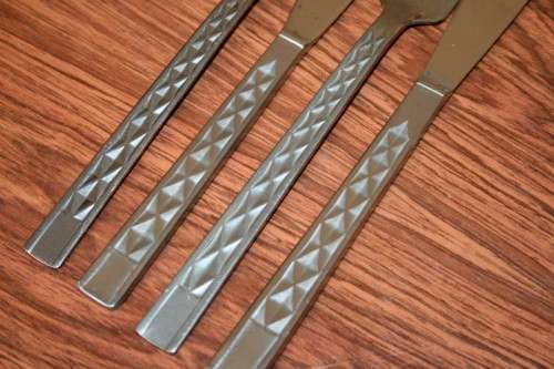 A fabulous (boxed) vintage British made "Unity" stainless steel 6-setting (42-piece) cutlery set