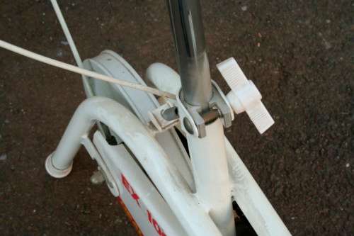 A fabulous vintage "Health Master" Ex-100 stationary bicycle with tension adjuster & speedometer