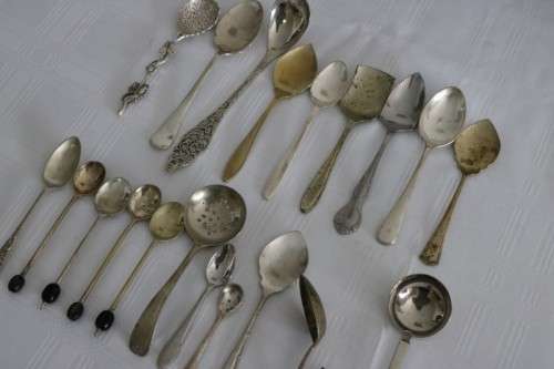 Collection of 20x assorted vintage speciality spoons incl. sugar, fruit, preserves & more - RS17Sale