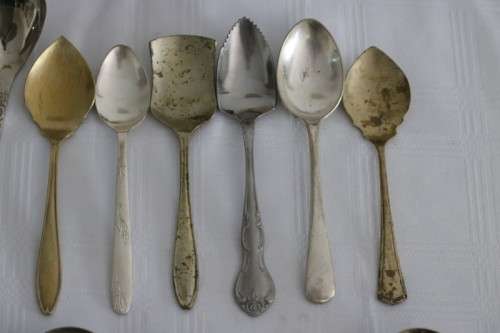 Collection of 20x assorted vintage speciality spoons incl. sugar, fruit, preserves & more - RS17Sale