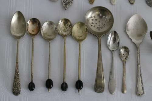 Collection of 20x assorted vintage speciality spoons incl. sugar, fruit, preserves & more - RS17Sale