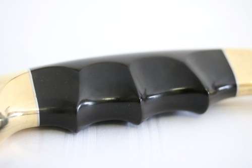 An awesome high-quality Kershaw 1032 "Big Game Skinner" knife with its original box and sheath!!