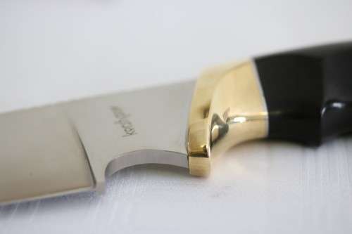 An awesome high-quality Kershaw 1032 "Big Game Skinner" knife with its original box and sheath!!