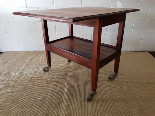 A charming RETRO solid wooden drop-leaf drinks trolley on its original castors in great condition