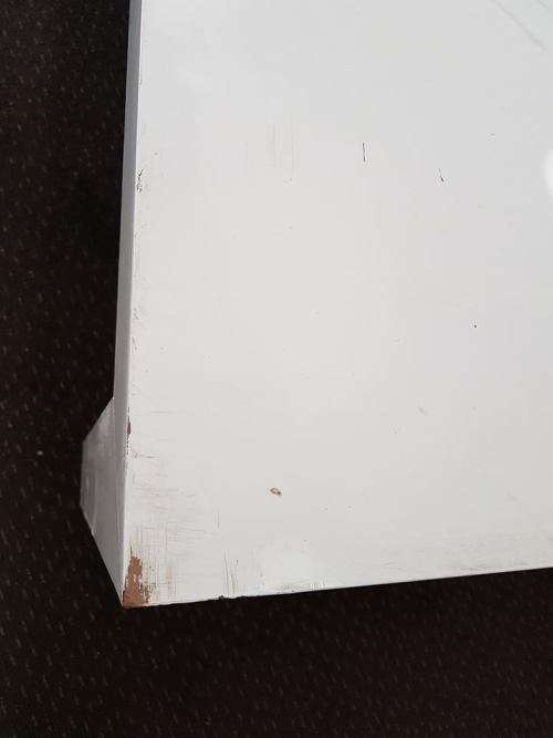 Lovely large and heavy white wooden desks with loads of space - perfect as a paint project!!