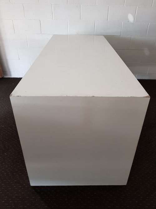 Lovely large and heavy white wooden desks with loads of space - perfect as a paint project!!