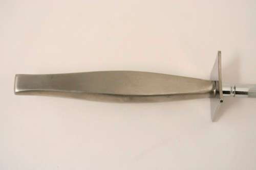 **RS17** An Eetrite "Valiant design" stainless steel matching carving fork and knife sharpener.