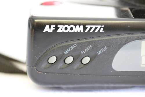 A Samsung AF Zoom 777i film camera in a bag in good condition- stunning camera!