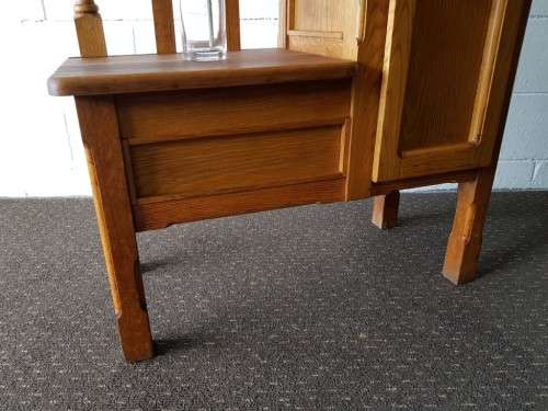 Beautifully made vintage Oak solid wood telephone table with storage compartment under the seat!!