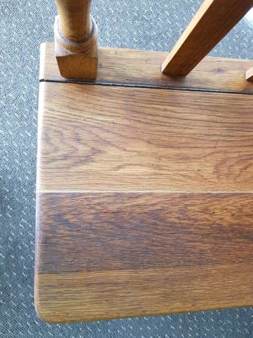 Beautifully made vintage Oak solid wood telephone table with storage compartment under the seat!!