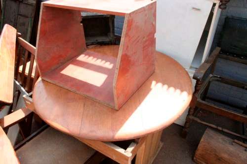 "Job Lot" A collection of furniture and much more perfect for restoration or spares - RS17Sale