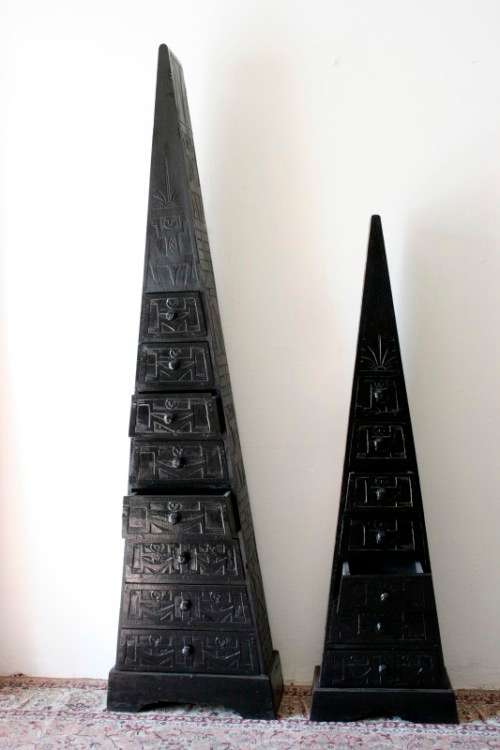 An extraordinary, tall Indonesian pyramid chest of drawers with beautiful carved detailing - amazing
