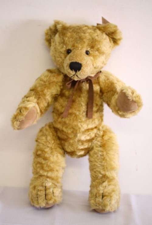 An exceptionally rare limited Edition (numbered) Russ Bear "Bears from the Past" Dorchester bear