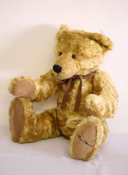 An exceptionally rare limited Edition (numbered) Russ Bear "Bears from the Past" Dorchester bear