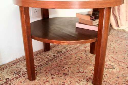 **RS17_Clearance ** An Art Deco-styled vintage/ retro round wooden coffee/ occasional table
