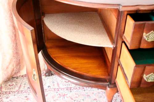 Stunning large vintage buffet/ server w/ three large drawers & ample storage space for dinnerware