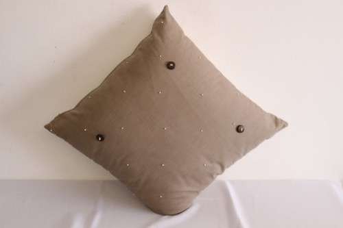 **RS17** Three two-tone scatter cushions in a stunning quality fabric - price/ bid per cushion