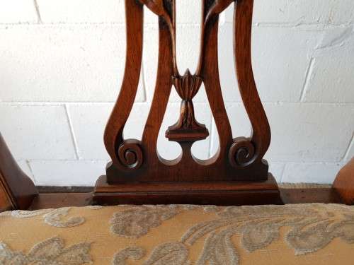An awesome vintage dining room suite w/ a retro table & 6x shield-back chairs including two carvers