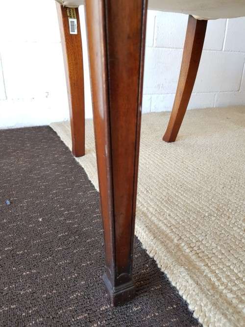 An awesome vintage dining room suite w/ a retro table & 6x shield-back chairs including two carvers