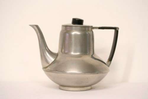 **RS17** A fabulous vintage Art deco Metawa pewter coffee and teapot with bamboo wrapped handles.