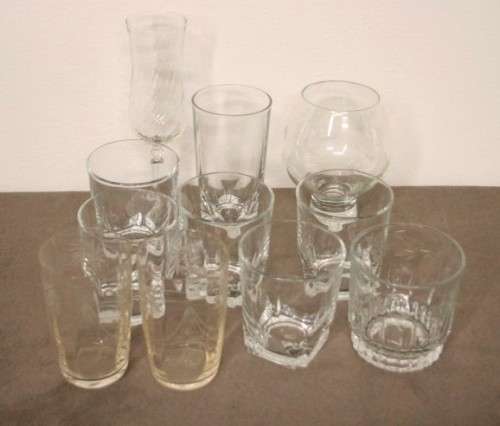 An awesome *job lot* of 11x assorted beverage glasses in good condition - RS17Sale