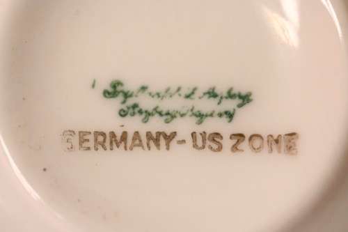 A superb set of five original Arzberg (German) demitasse coffee cups in great condition.RS17Sale