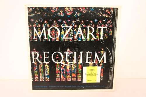 An amazing collection of 6 vinyl LPs incl Mozart, Verdi in good condition. RS17Sale