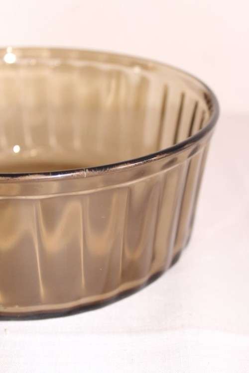 A fabulous French made "Arcopal" brown glass ribbed serving bowl in stunning condition - RS17Sale